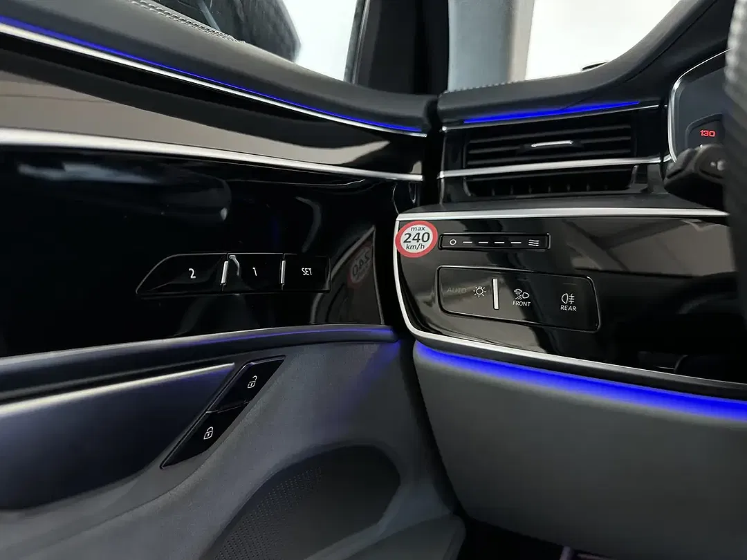 Audi A8 S line - Thumbnail 14