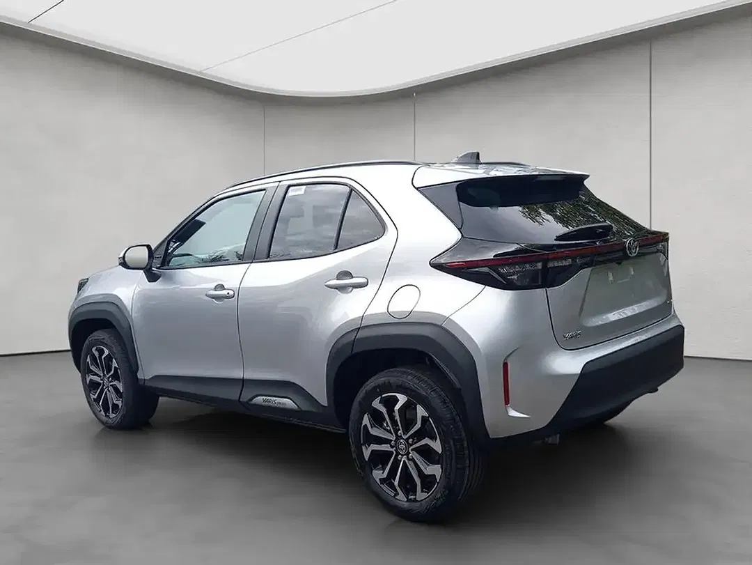 Toyota Yaris Cross 1.5 VVT-i Hybrid Teamplayer - Thumbnail 3