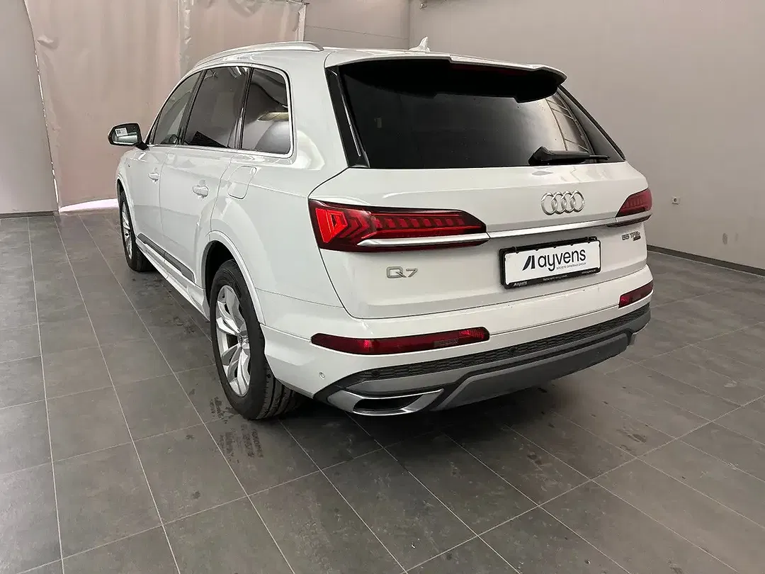 Audi Q7 55 quattro S line - Thumbnail 3