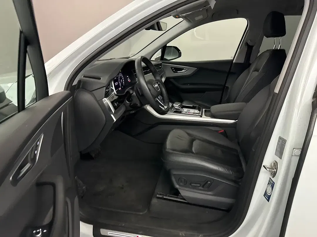 Audi Q7 55 quattro S line - Thumbnail 6