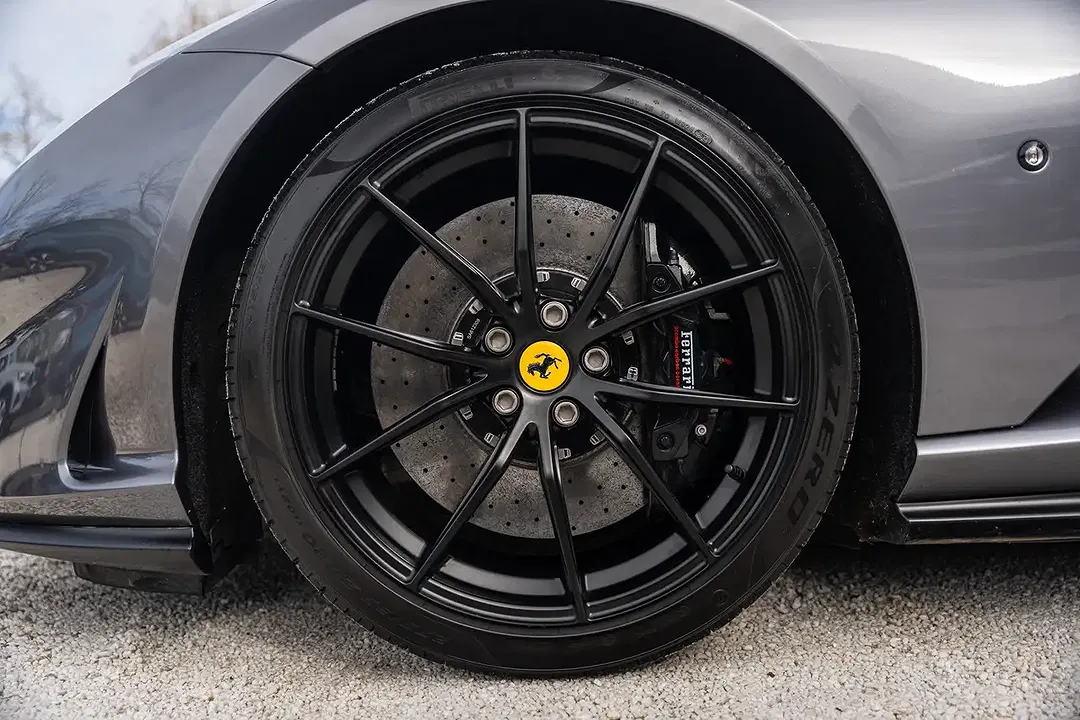 Ferrari 812 GTS - Thumbnail 13