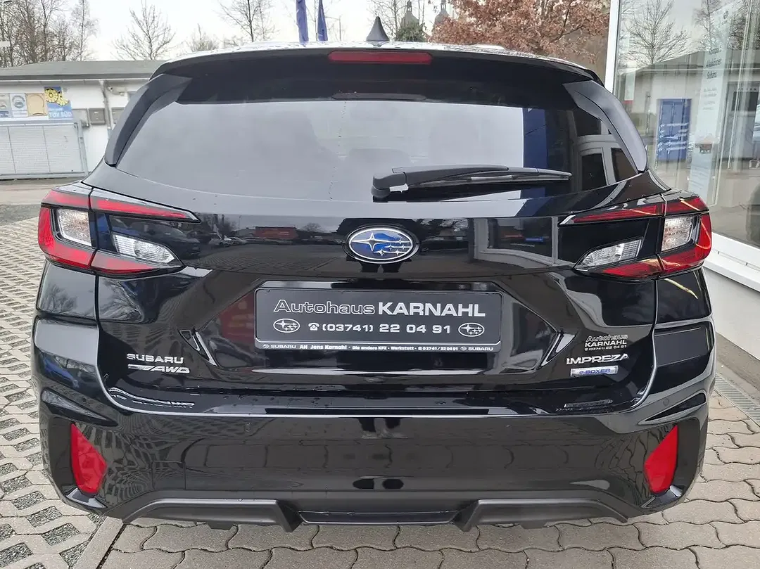 Subaru Impreza 2.0 e-Boxer Lineartronic Platinum - Thumbnail 6