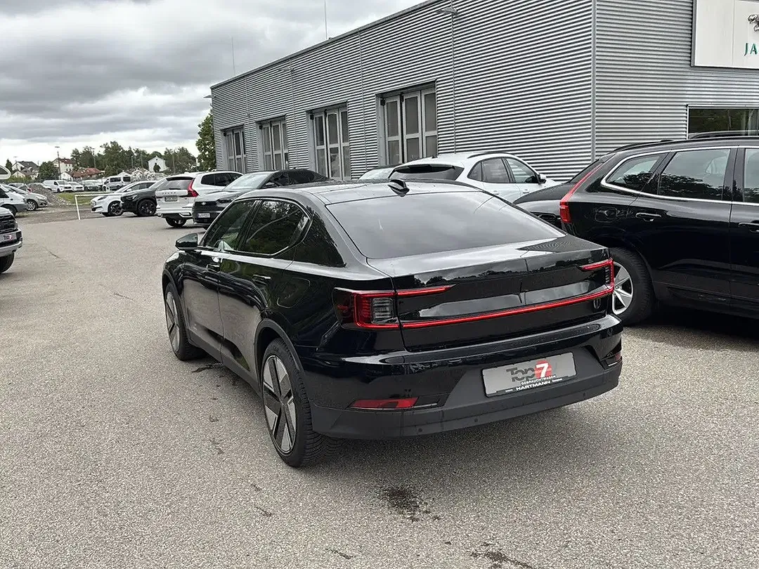 Polestar 2 Long Range - Thumbnail 3