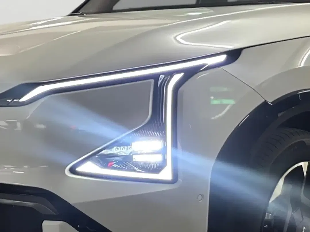 Kia EV5 81.4 kWh GT-Line Launch Edition - Thumbnail 6