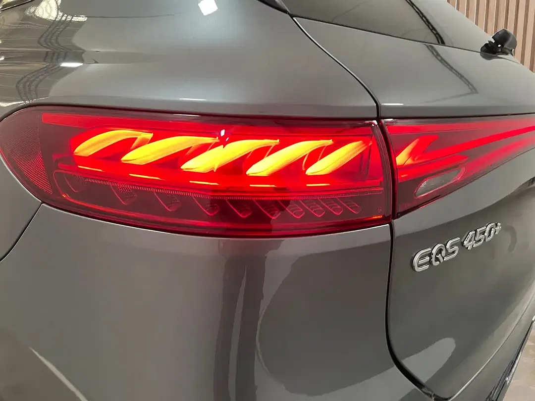 Mercedes-Benz EQS SUV 450 AMG Line Premium - Thumbnail 9