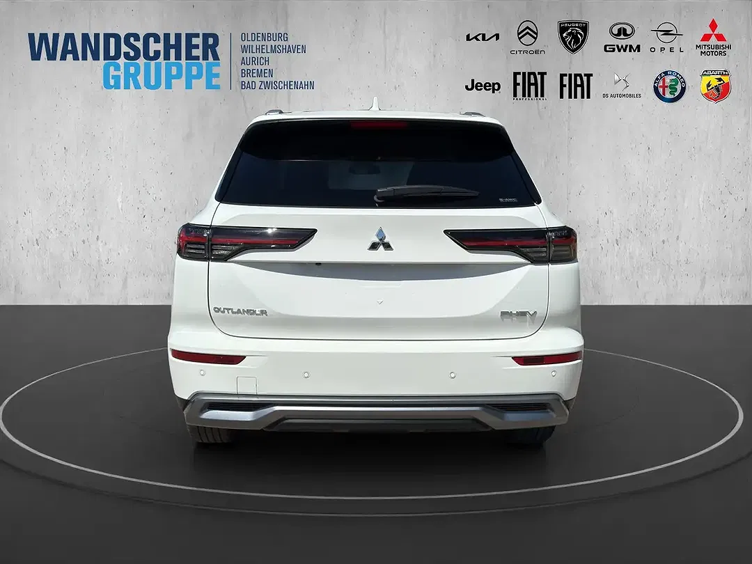 Mitsubishi Outlander 2.4 PHEV Hybrid Intro Edition - Thumbnail 4