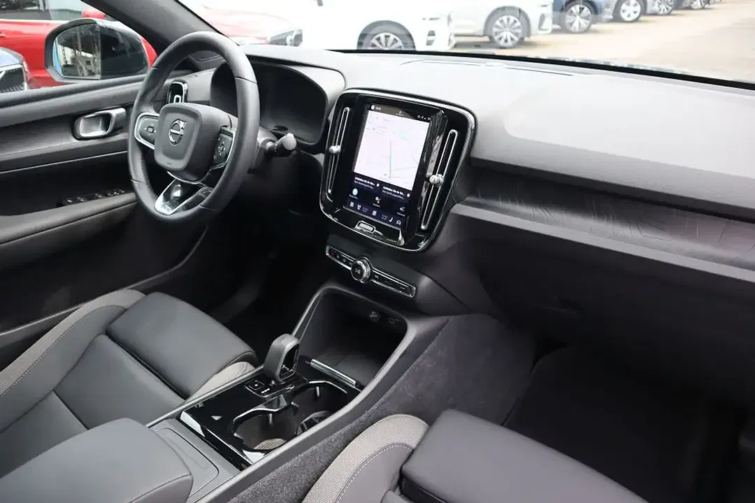 Volvo C40 Recharge Single Motor - Thumbnail 11