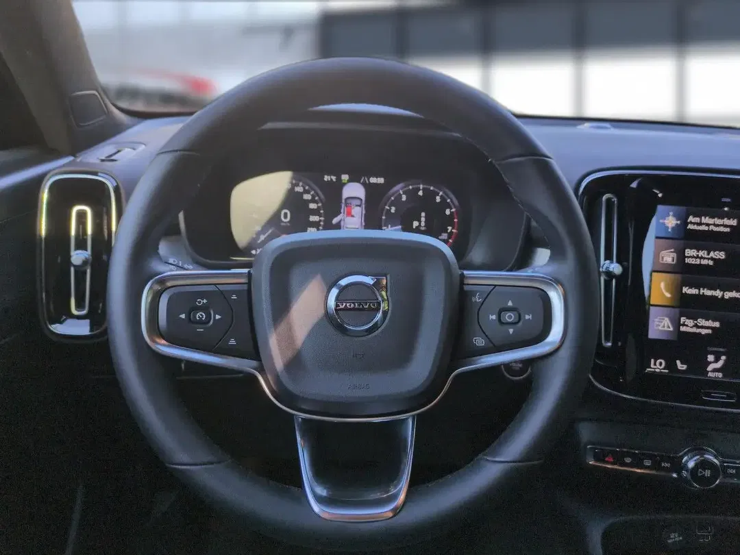 Volvo XC40 T2 AUT Core - Thumbnail 10