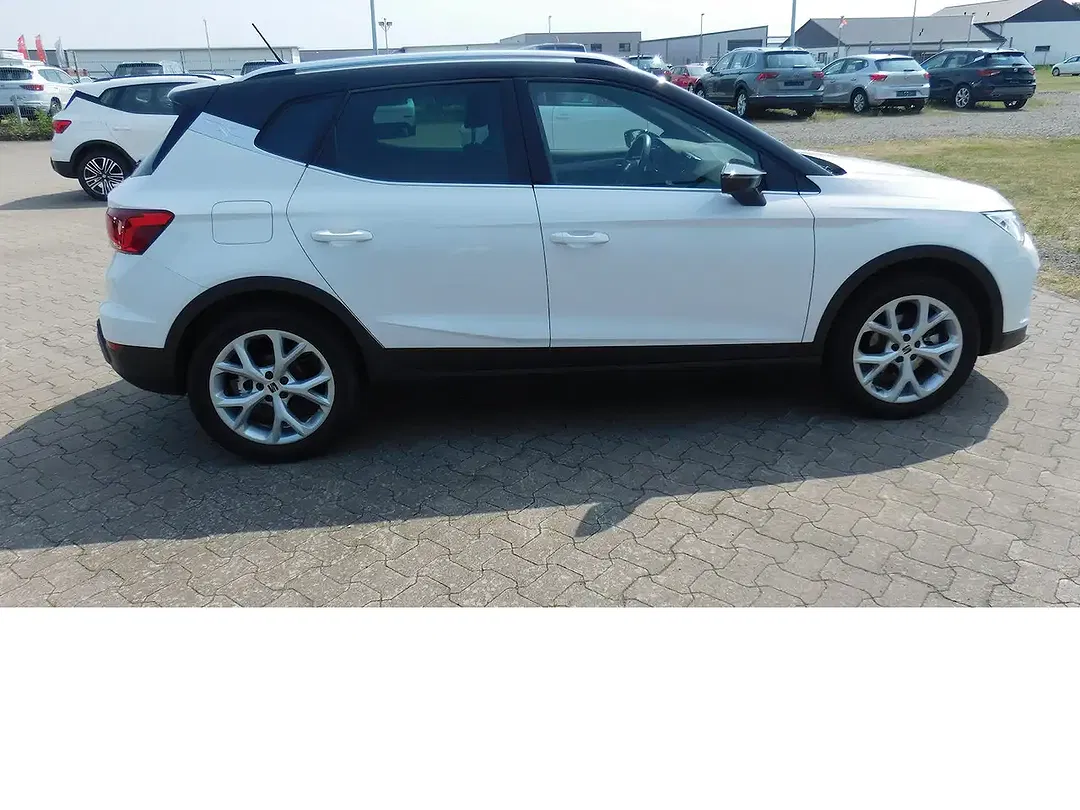 SEAT Arona 1.0 TSI FR-Line - Thumbnail 2