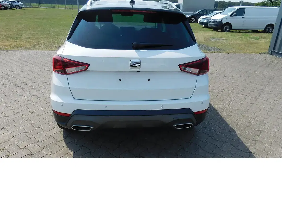 SEAT Arona 1.0 TSI FR-Line - Thumbnail 4