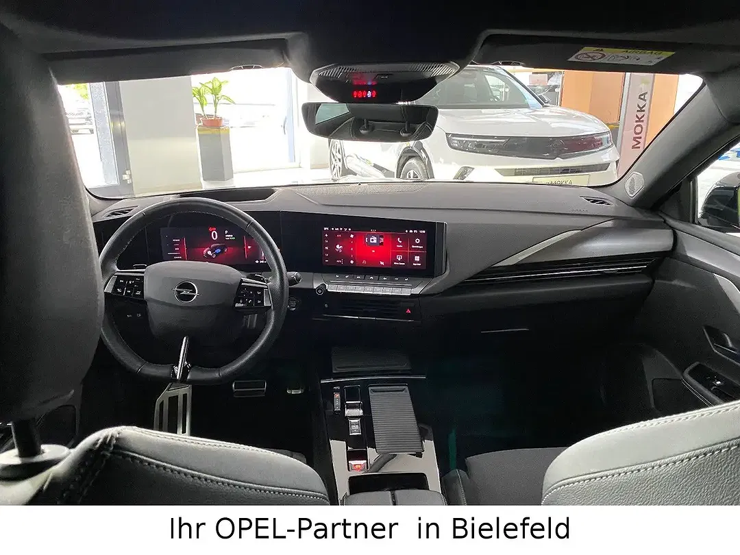 Opel Astra PHEV Hybrid - Thumbnail 11