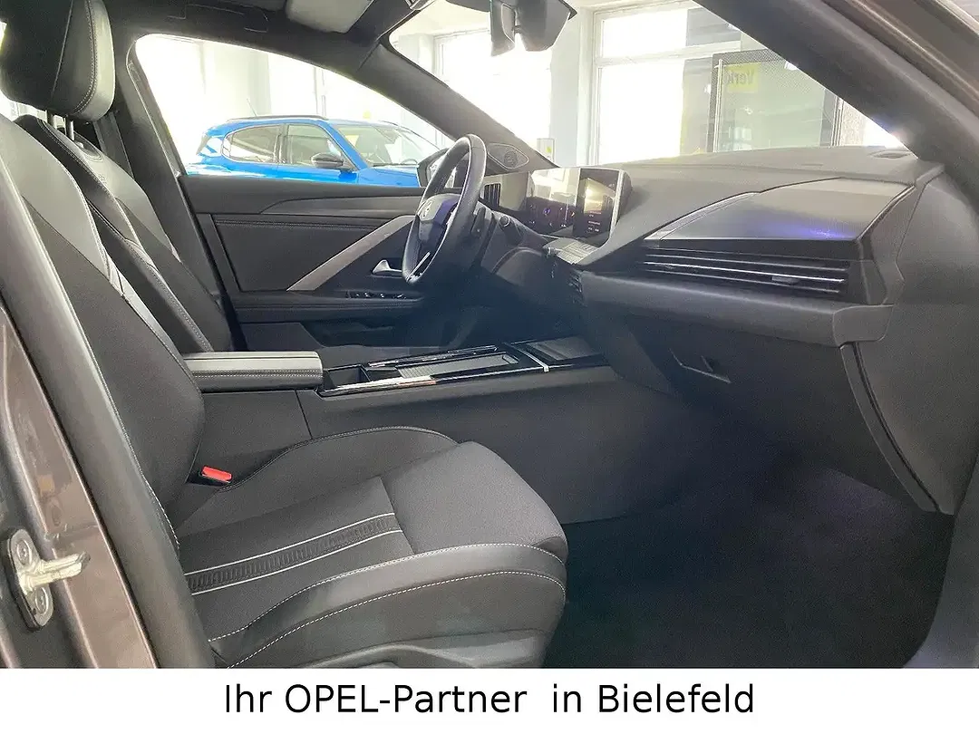 Opel Astra PHEV Hybrid - Thumbnail 13