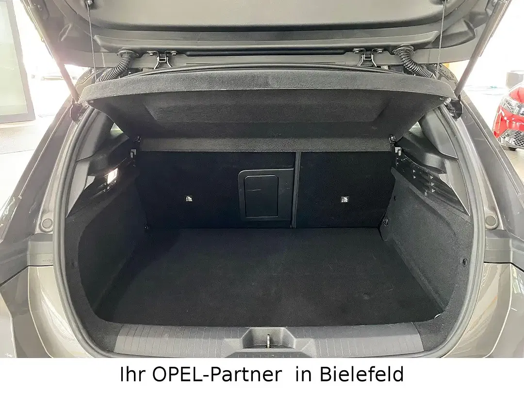 Opel Astra PHEV Hybrid - Thumbnail 15