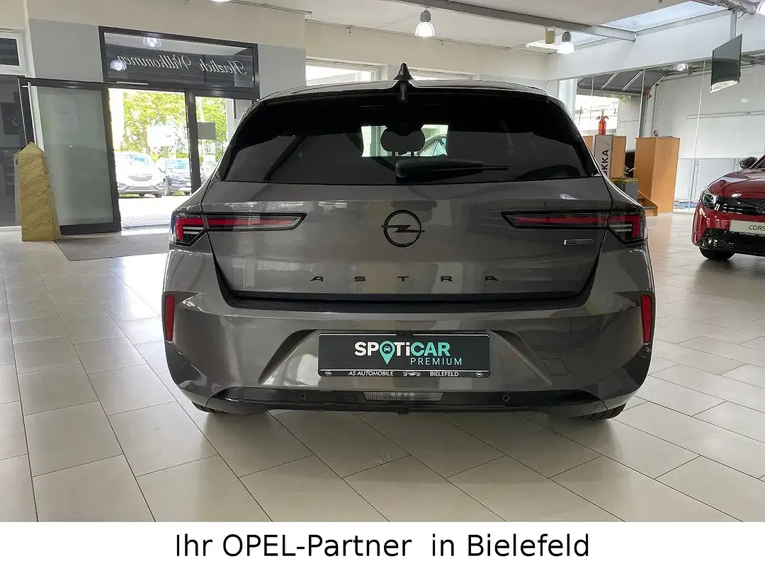 Opel Astra PHEV Hybrid - Thumbnail 4