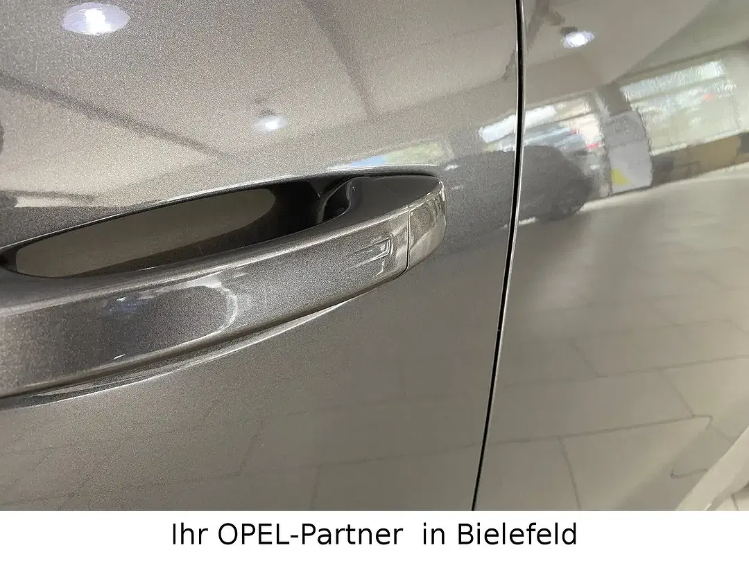 Opel Astra PHEV Hybrid - Thumbnail 9