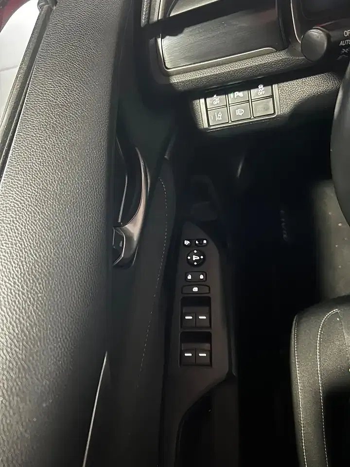 Honda Civic 1.0 VTEC Turbo Elegance - foto 15