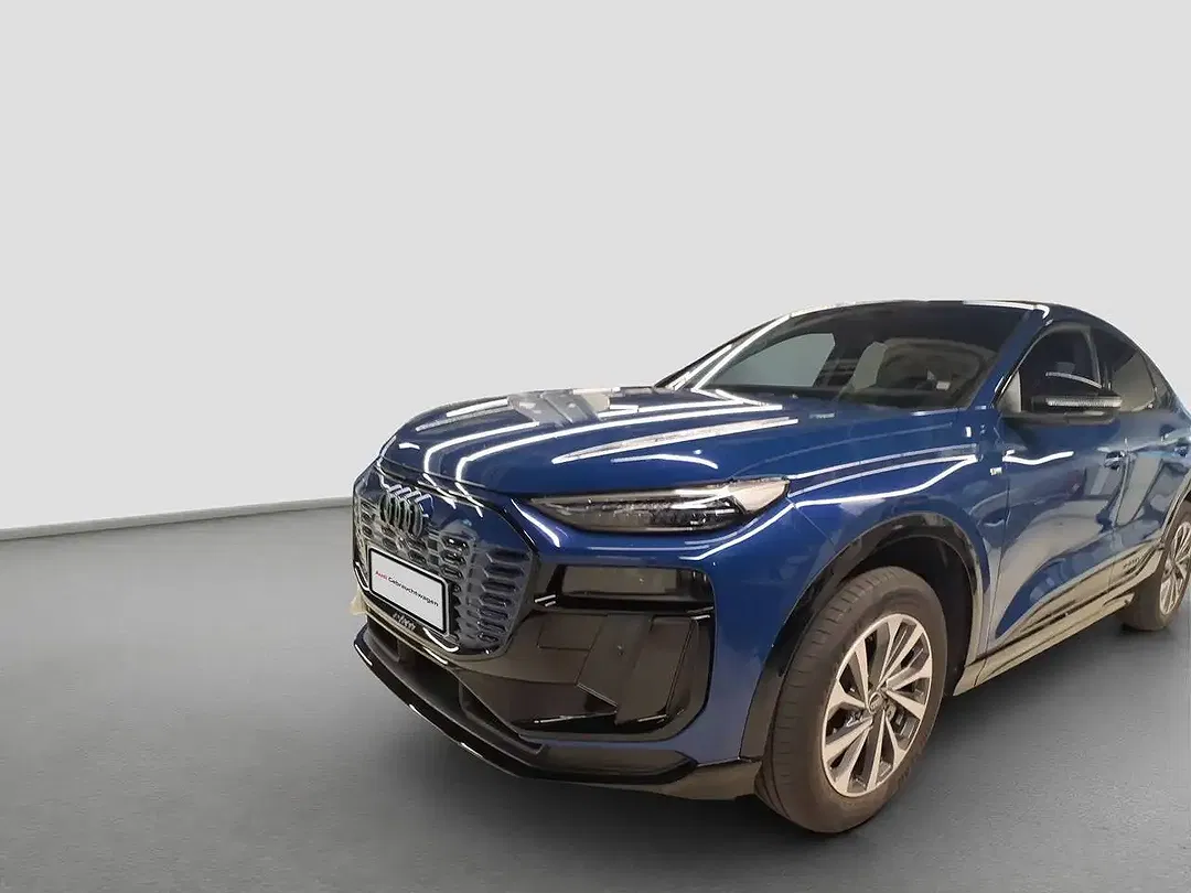 Audi Q6 e-tron Sportback S line - Thumbnail 1