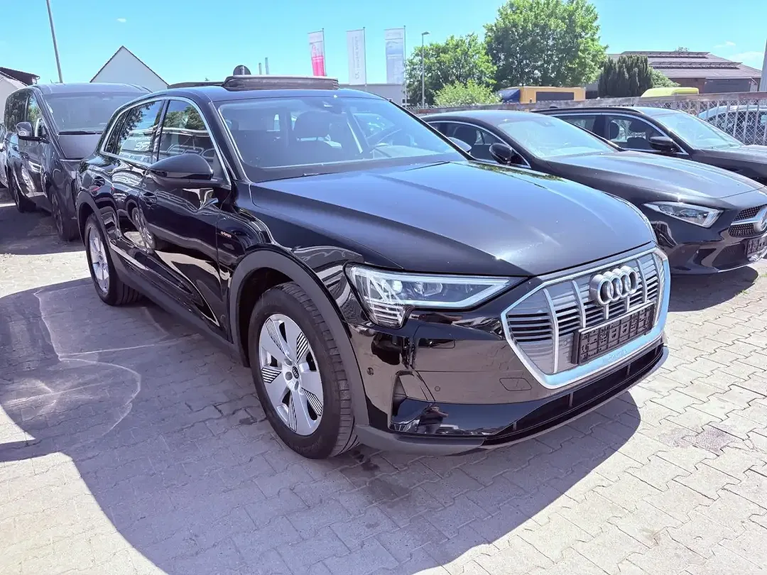 Audi e-tron 50 - Thumbnail 4