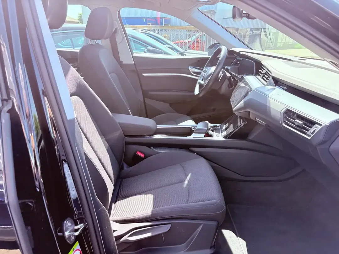 Audi e-tron 50 - Thumbnail 5