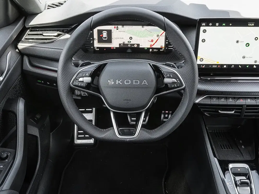 Skoda Octavia 2.0 TDI Combi Sportline - Thumbnail 11