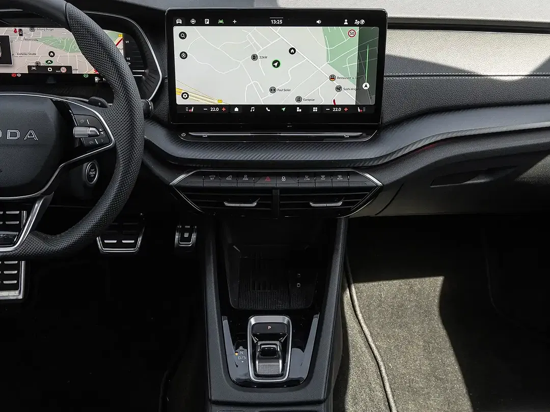 Skoda Octavia 2.0 TDI Combi Sportline - Thumbnail 12