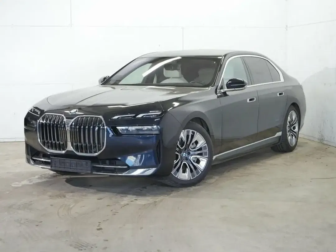 BMW i7 xDrive - foto 1