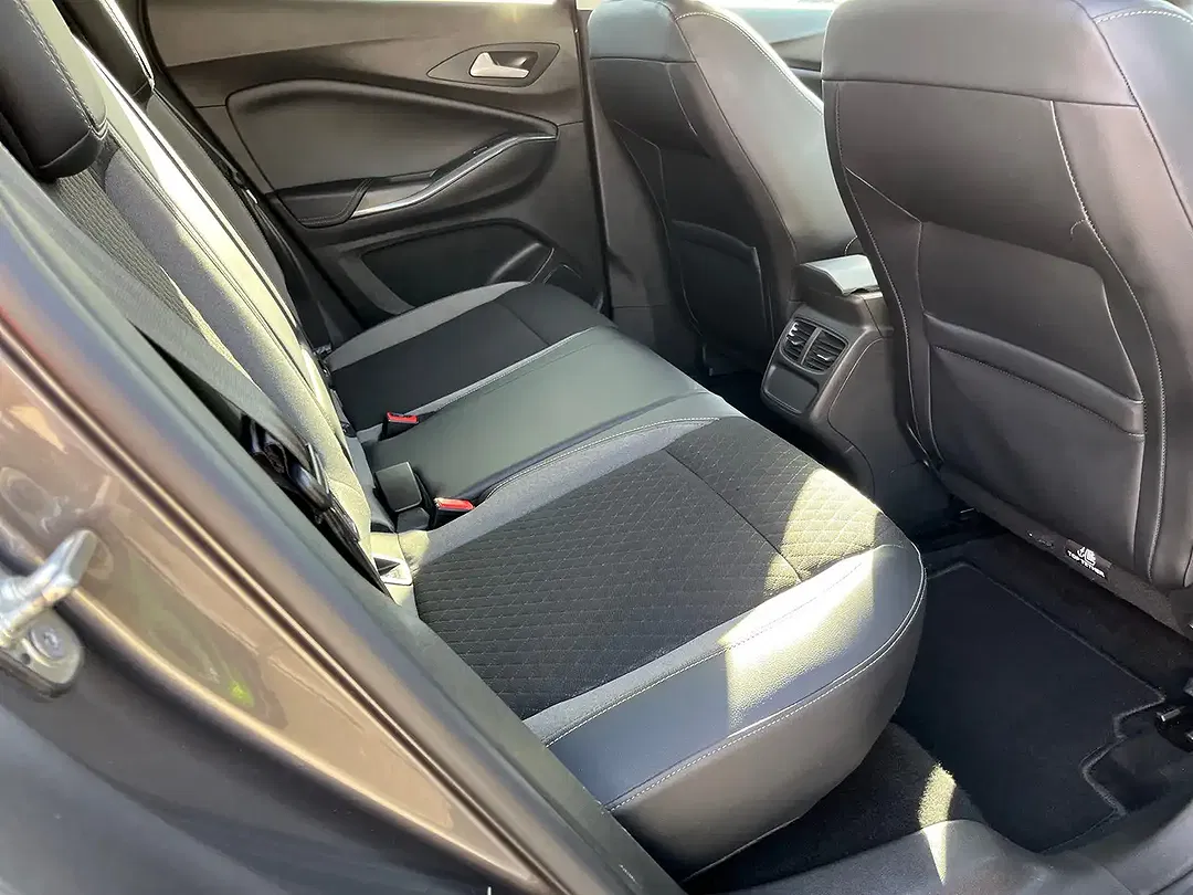 Opel Grandland 1.2 Turbo Design - Thumbnail 10