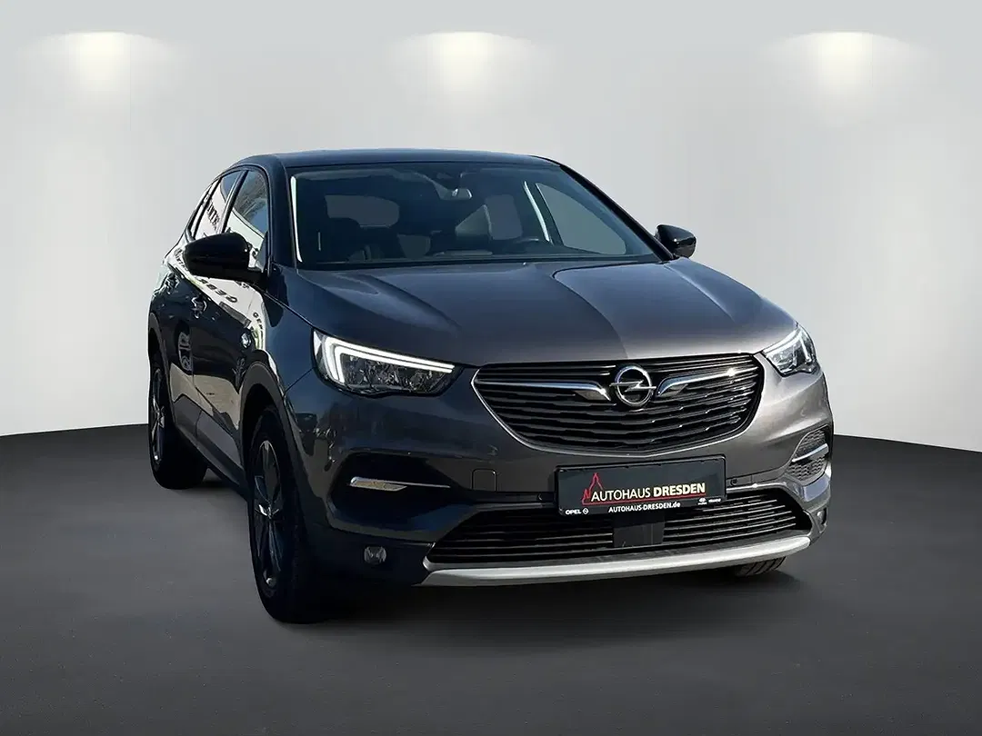 Opel Grandland 1.2 Turbo Design - foto 2