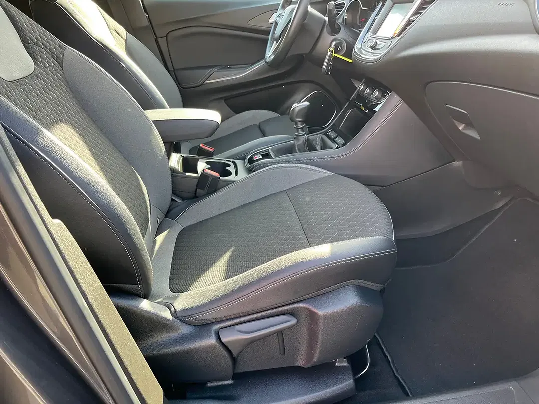 Opel Grandland 1.2 Turbo Design - Thumbnail 9