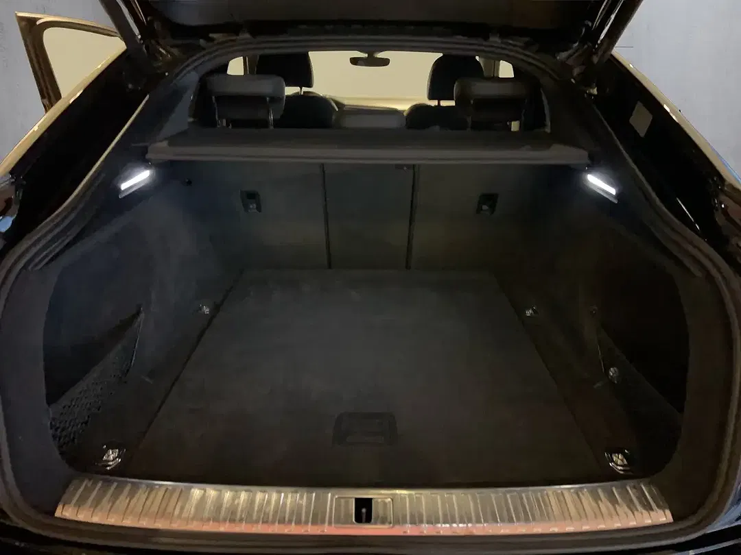 Audi Q8 55 e-tron quattro S line - Thumbnail 12