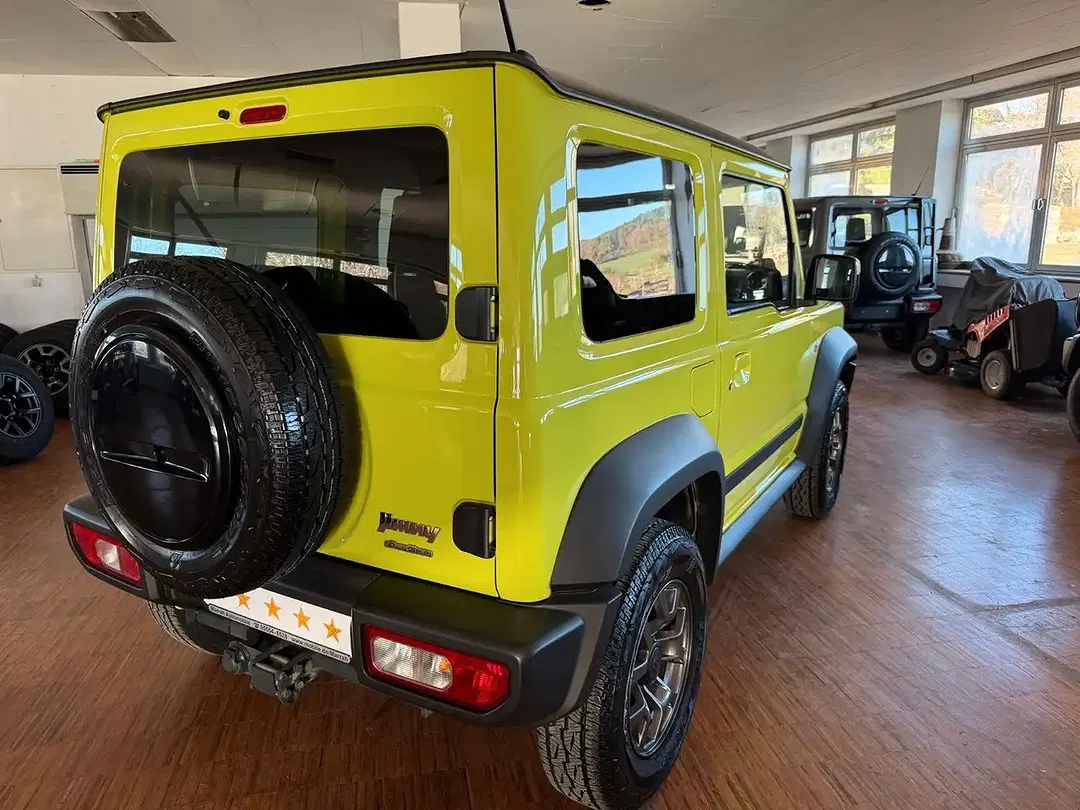 Suzuki Jimny 1.5 AllGrip Comfort+ - Thumbnail 4