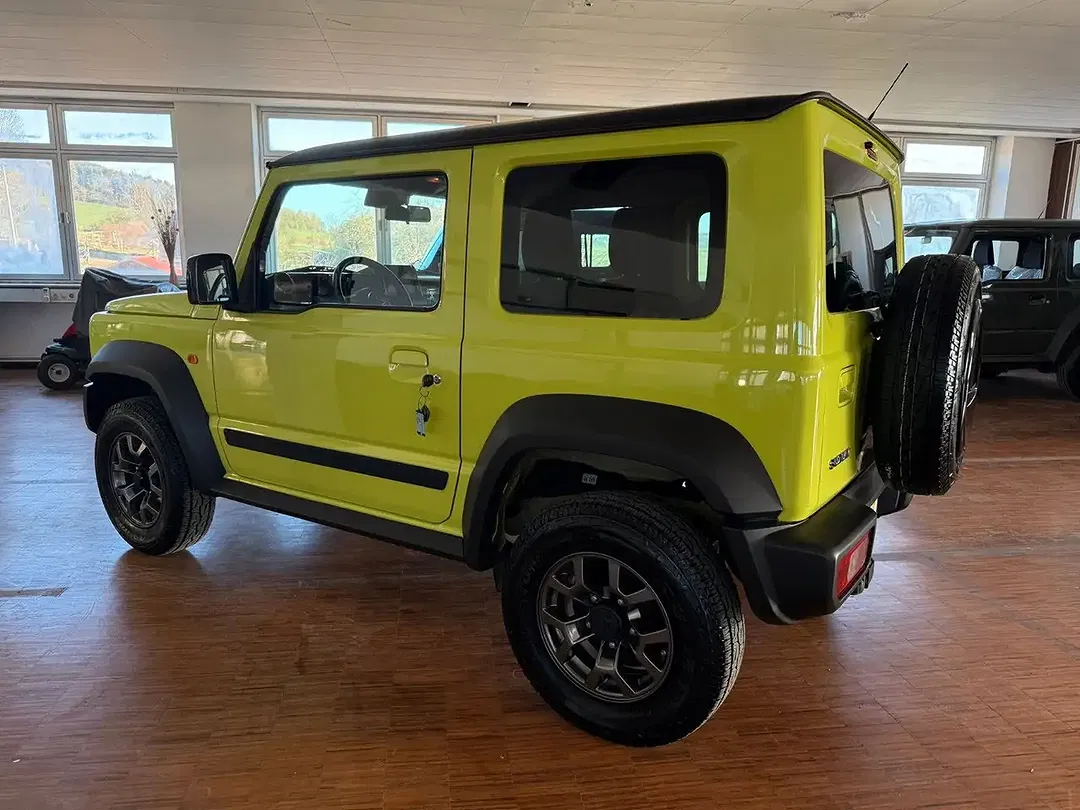 Suzuki Jimny 1.5 AllGrip Comfort+ - Thumbnail 5