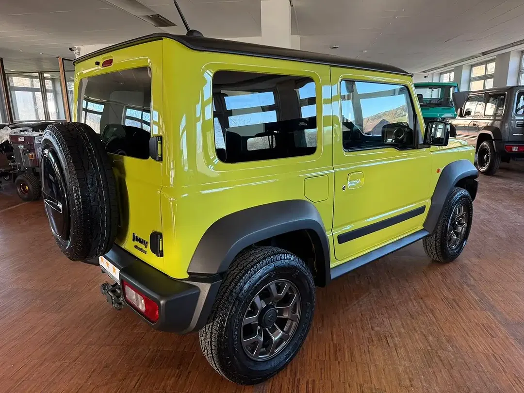 Suzuki Jimny 1.5 AllGrip Comfort+ - Thumbnail 6