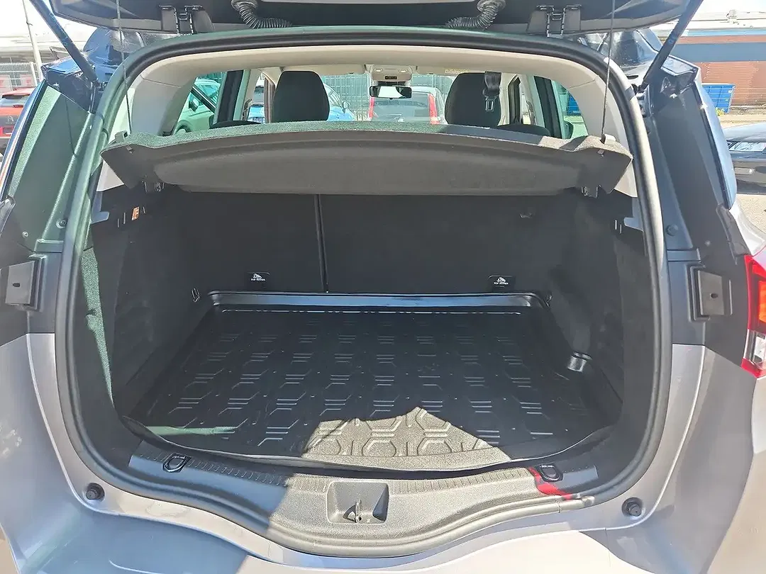 Renault Scenic Limited - Thumbnail 12