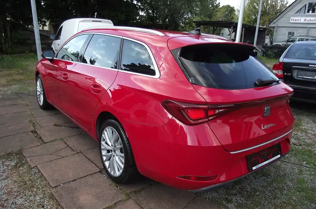 SEAT Leon Xcellence - Thumbnail 3