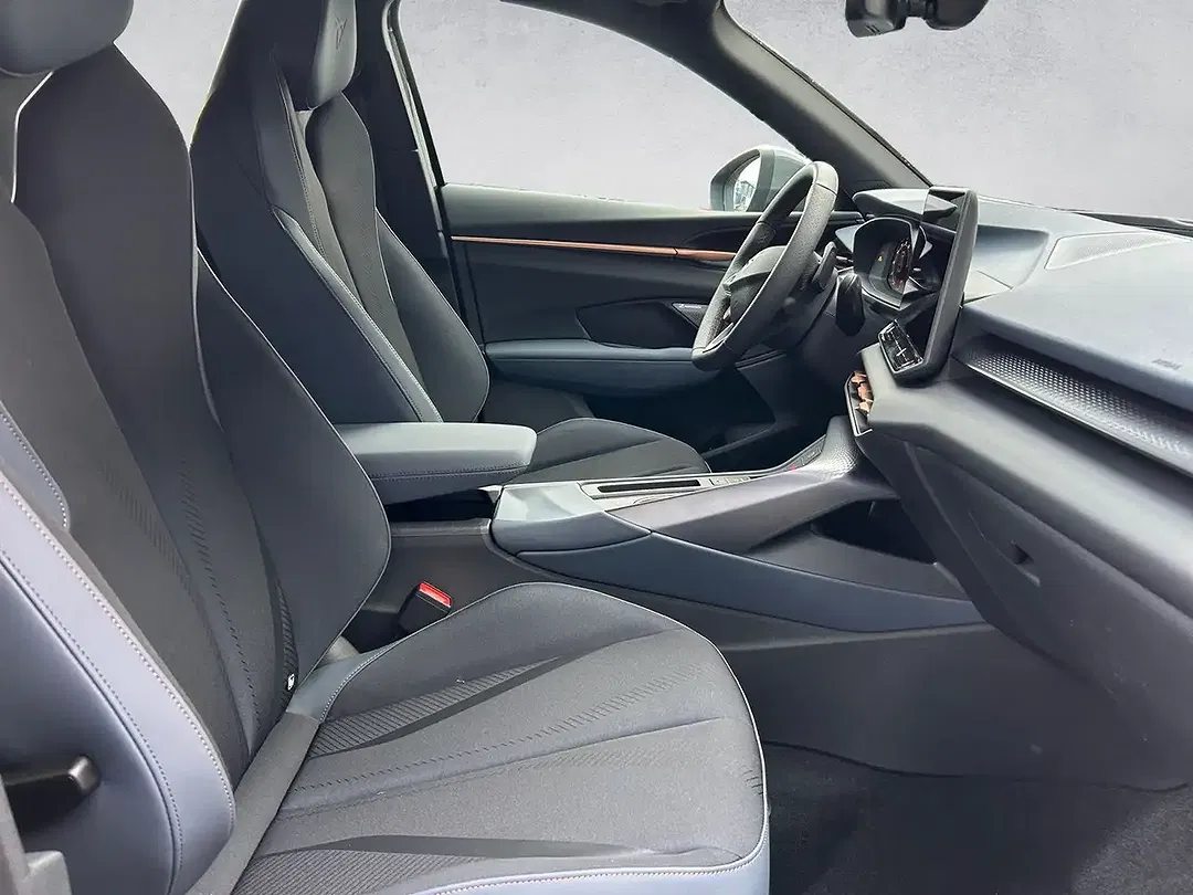 CUPRA Terramar 1.5 eTSI DSG - Thumbnail 8