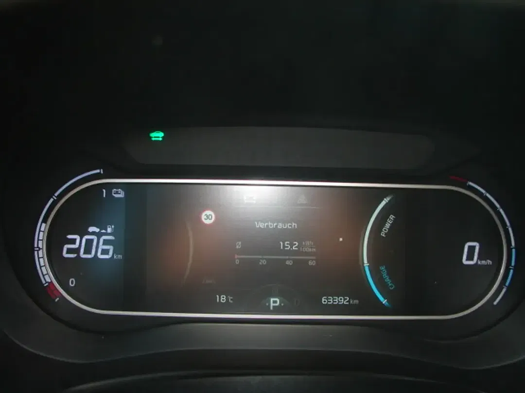 Kia Soul 64 kWh EV - Thumbnail 14