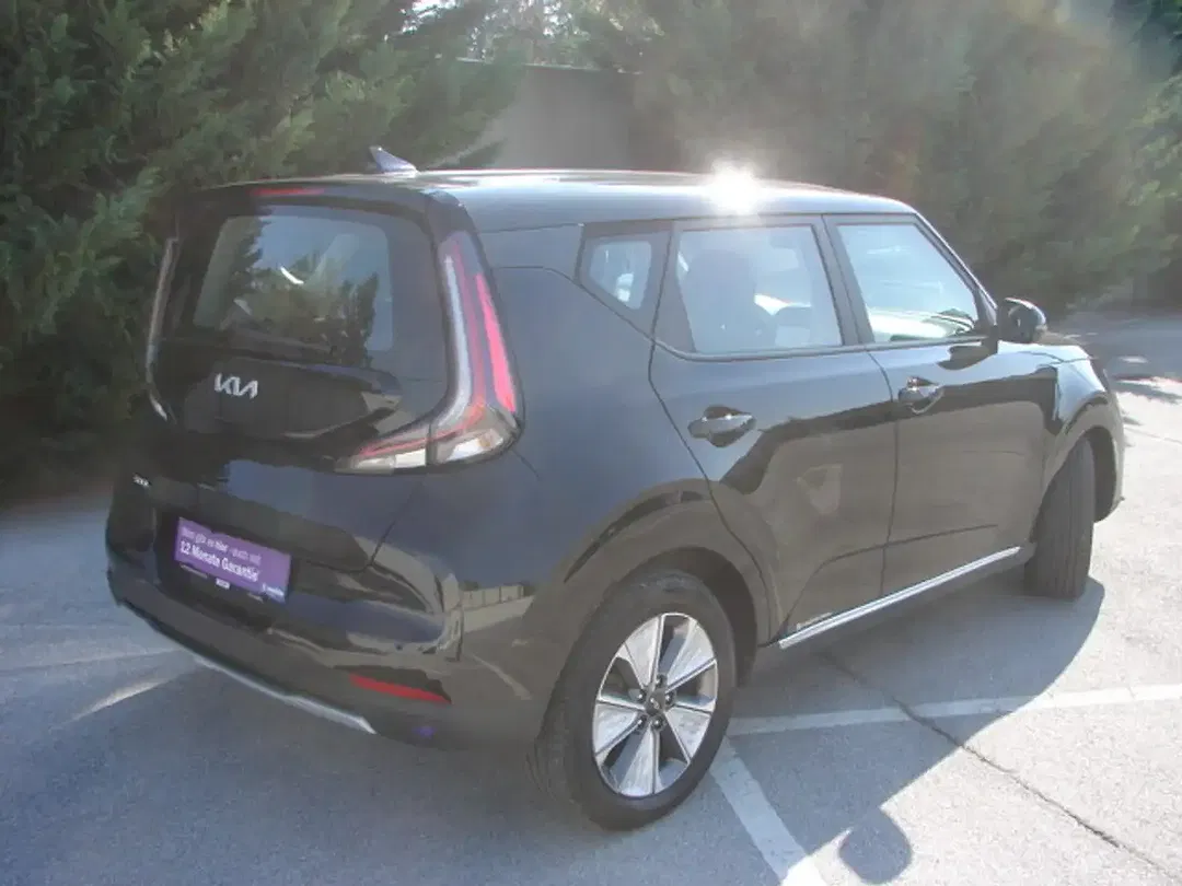 Kia Soul 64 kWh EV - Thumbnail 3