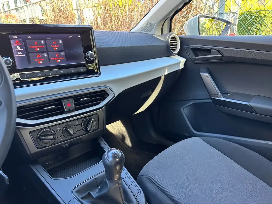 SEAT Ibiza - Thumbnail 13