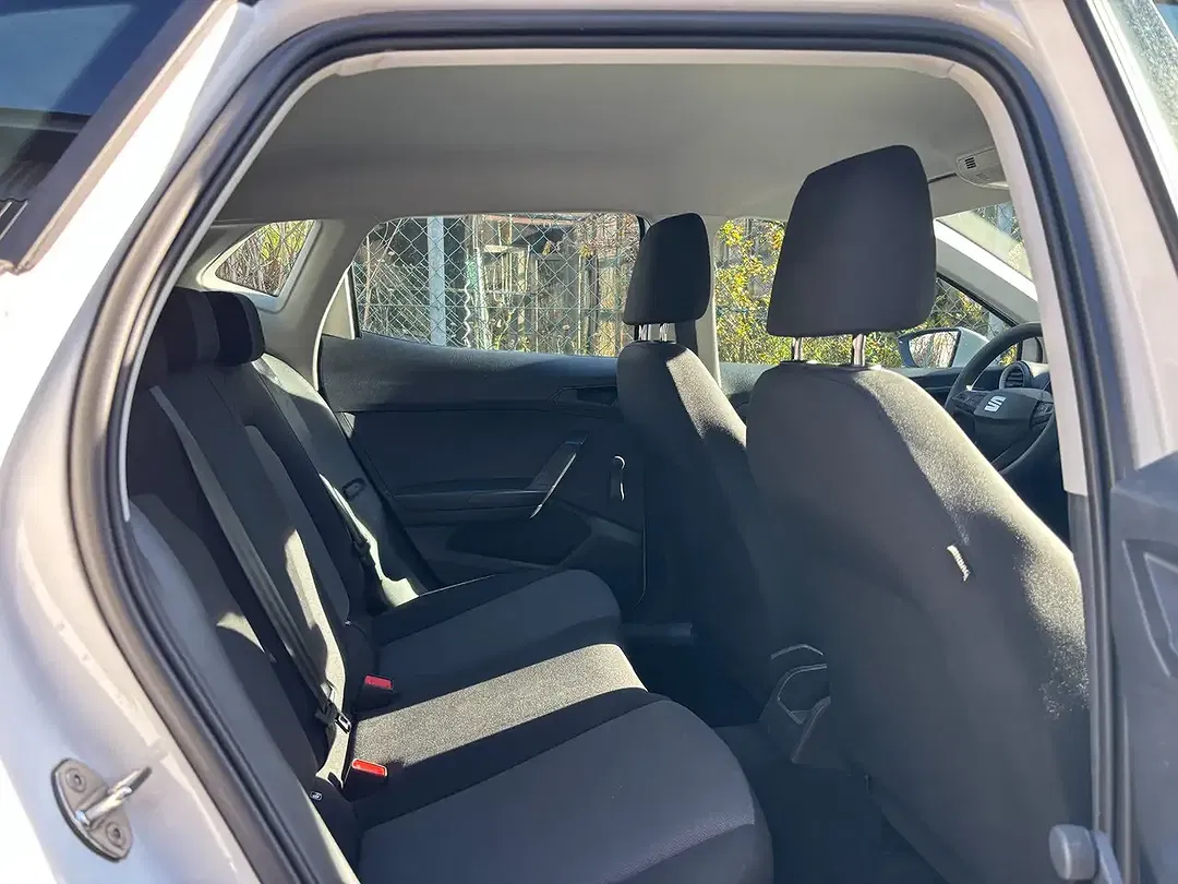 SEAT Ibiza - Thumbnail 24