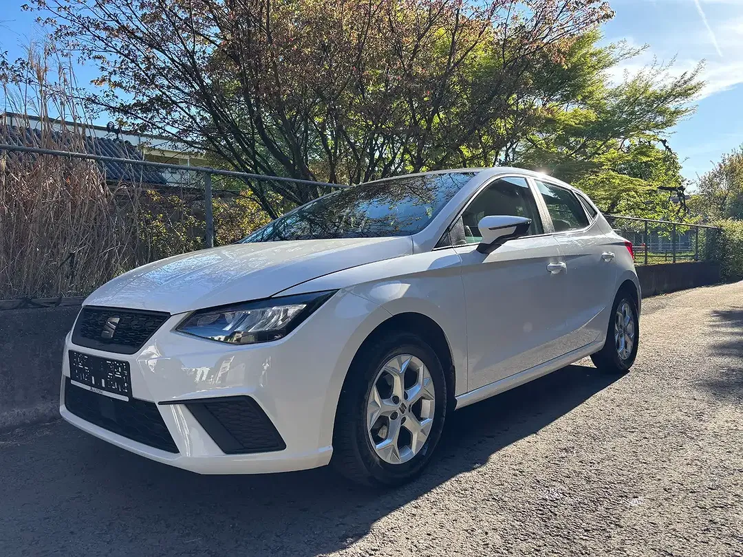 SEAT Ibiza - Thumbnail 3