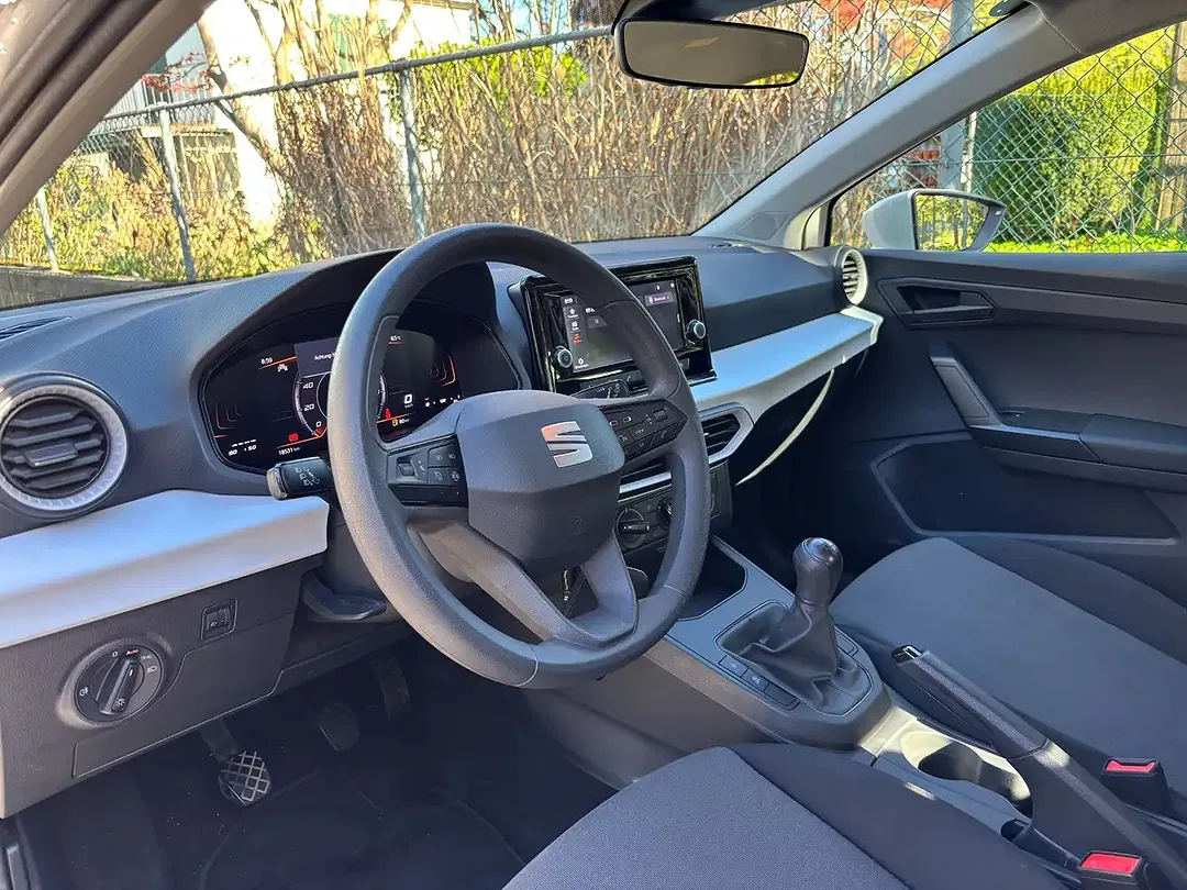 SEAT Ibiza - Thumbnail 9