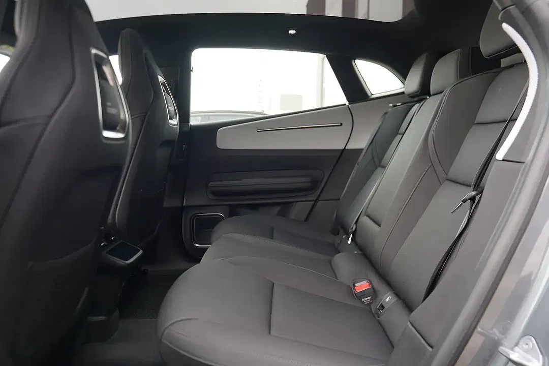 Polestar 4 100 kWh Long Range Single Motor Pilot Plus - Thumbnail 8