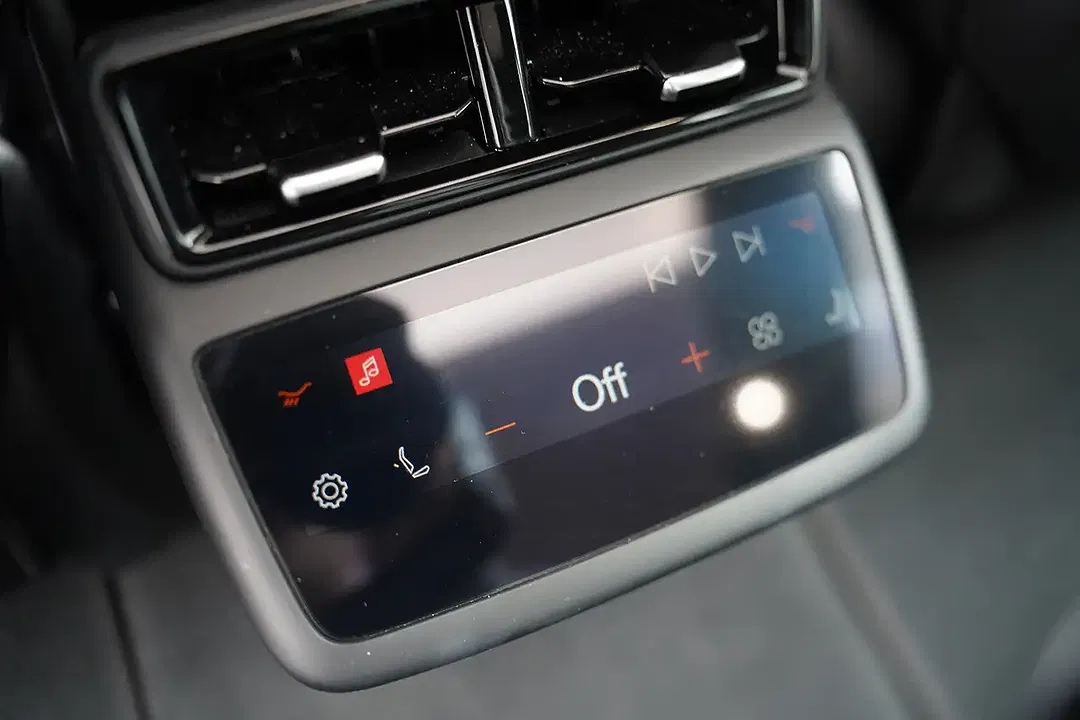 Polestar 4 100 kWh Long Range Single Motor Pilot Plus - Thumbnail 9