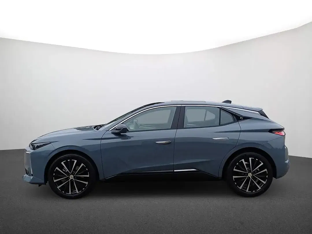DS Automobiles DS 4 - Thumbnail 4