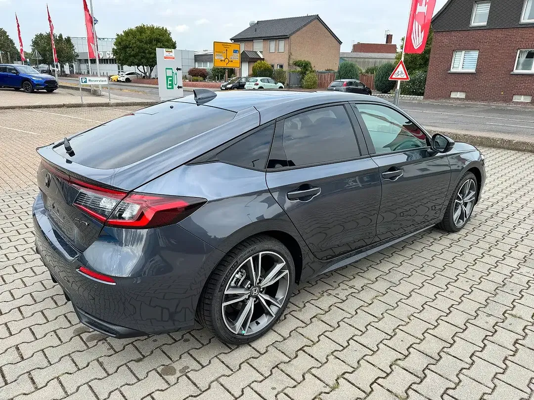 Honda Civic e:HEV Advance - Thumbnail 5