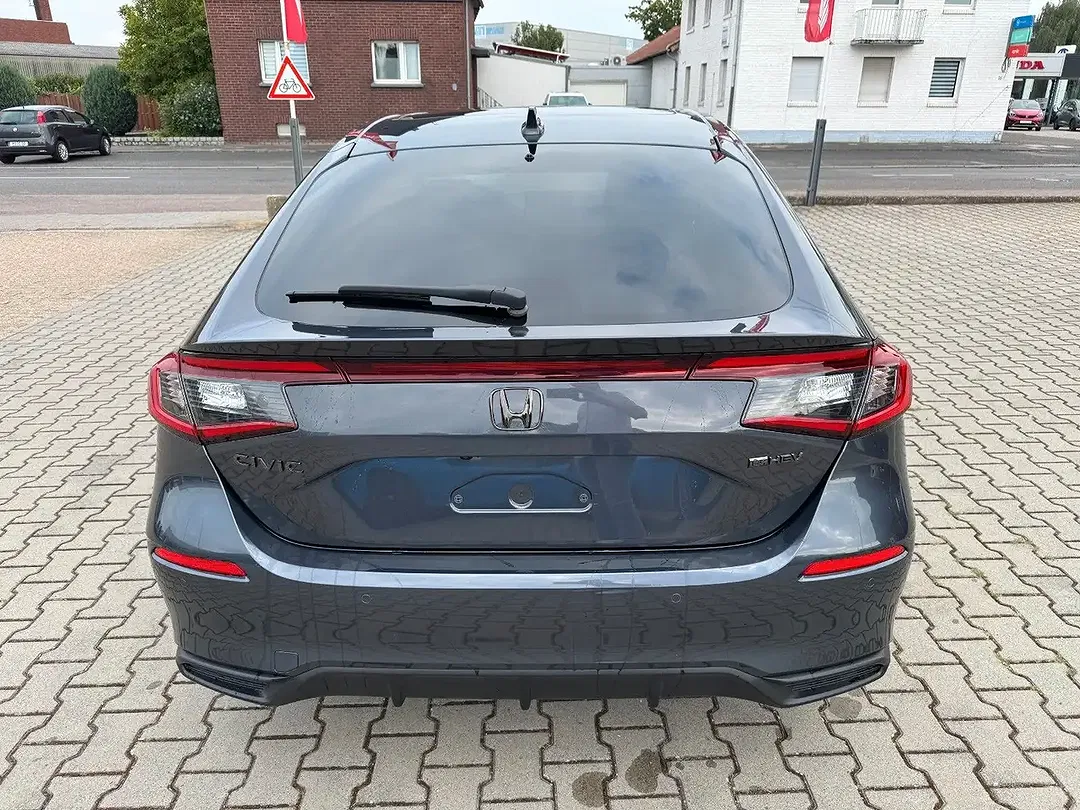 Honda Civic e:HEV Advance - Thumbnail 6
