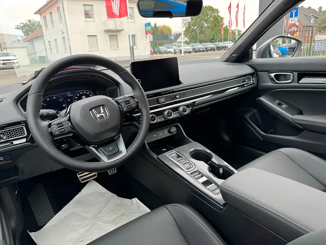 Honda Civic e:HEV Advance - Thumbnail 9