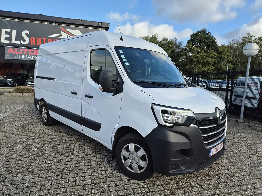 Renault Master 136 000 L2H2 - Afbeelding 1