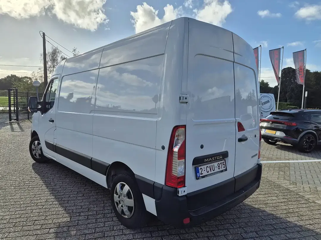 Renault Master 136 000 L2H2 - Thumbnail 3
